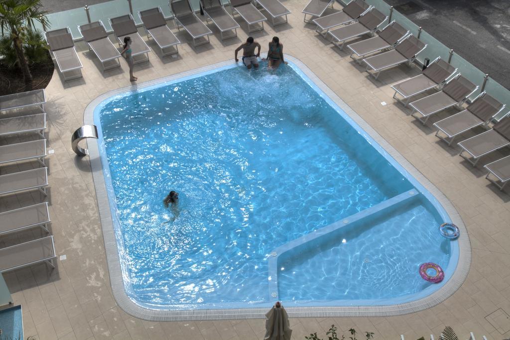 Hotel Casella Pietra Ligure Eksteriør bilde